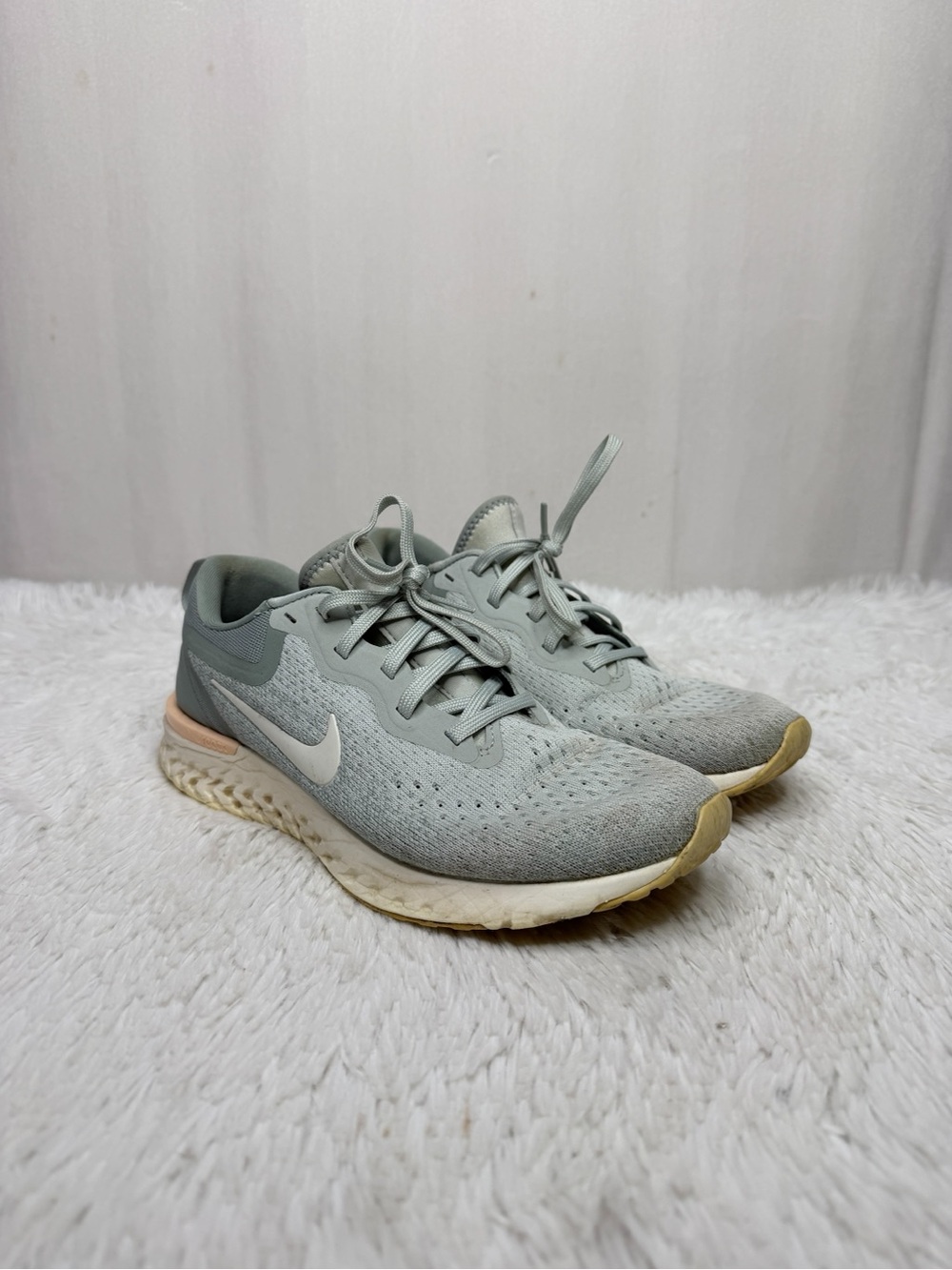 NIKE / Odyssey React running sneaker shoes silver/mica green A09820-009 / 8.5